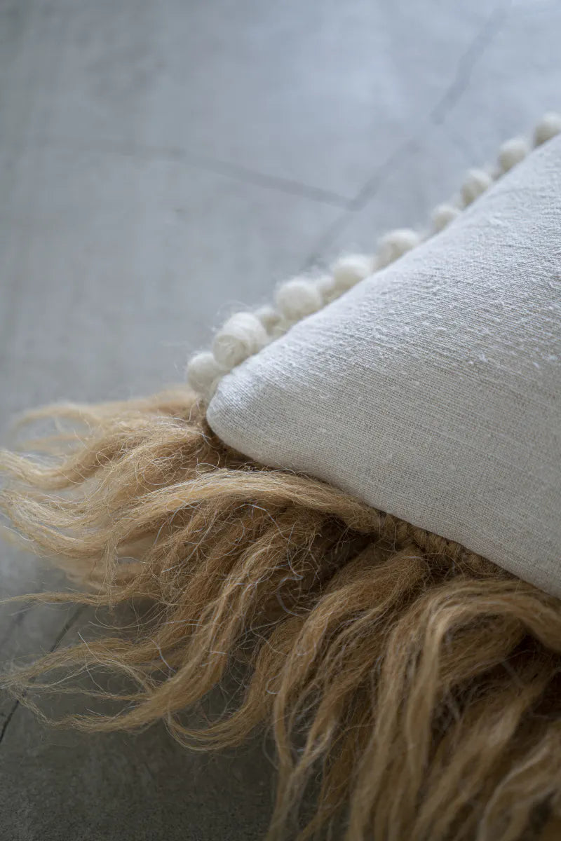 Cushion 011