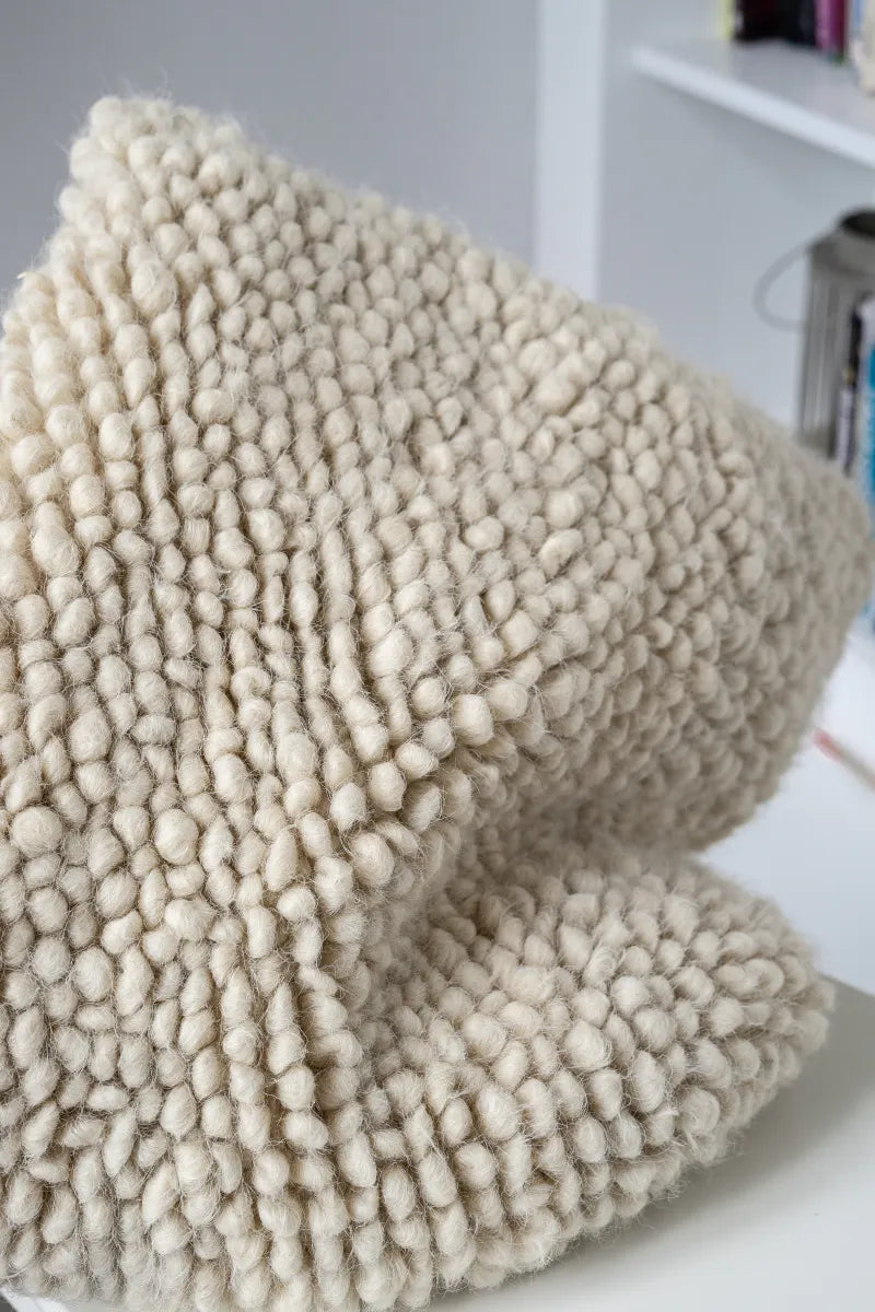 Cushion 012
