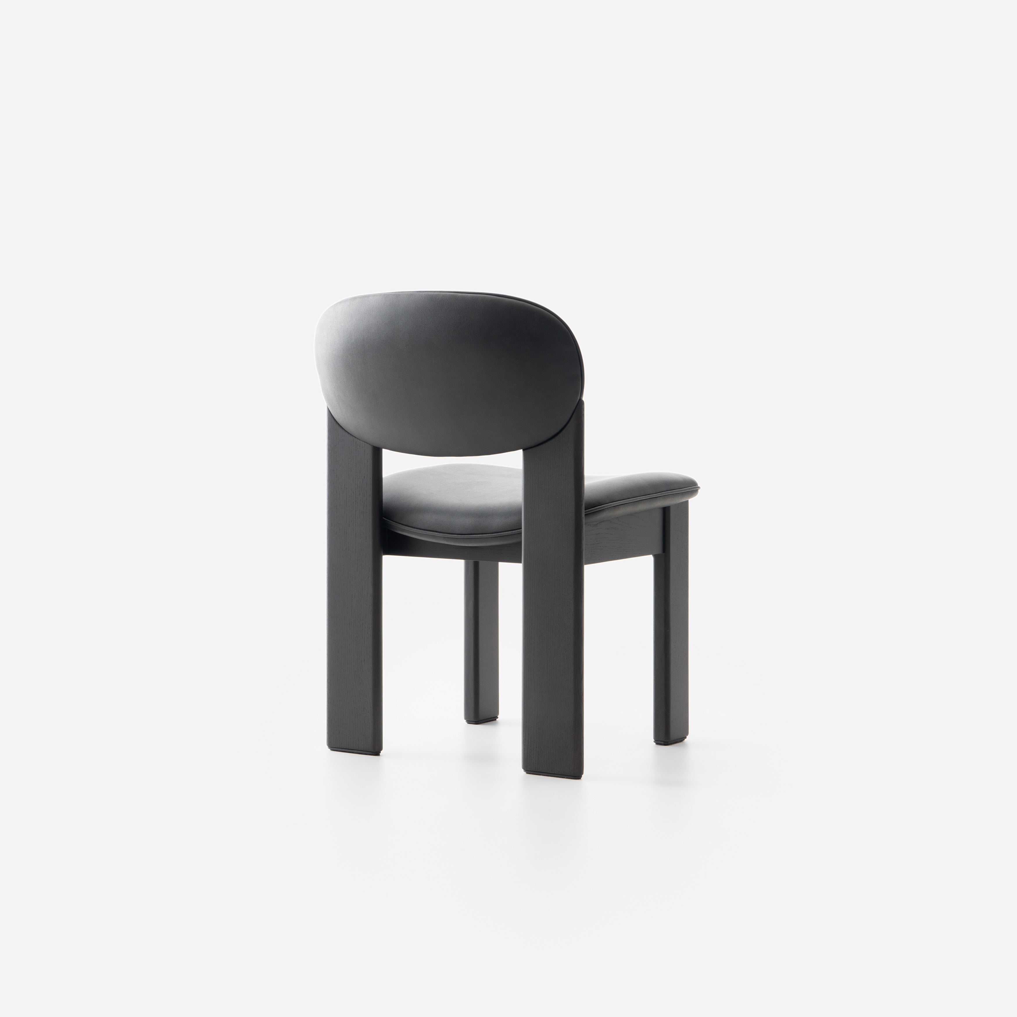 Archipen Chair In Black Leather