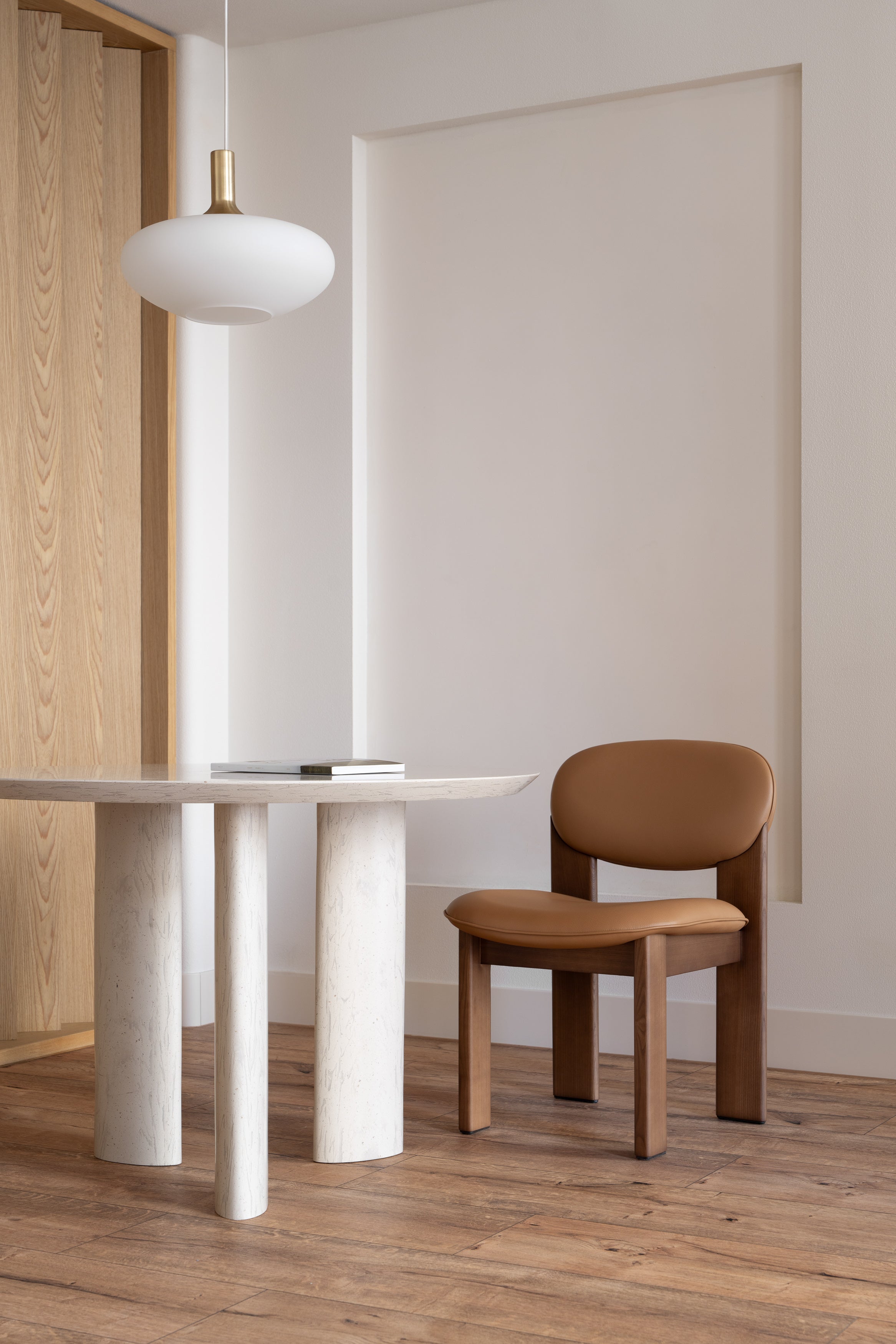 Archipen Chair In Leather