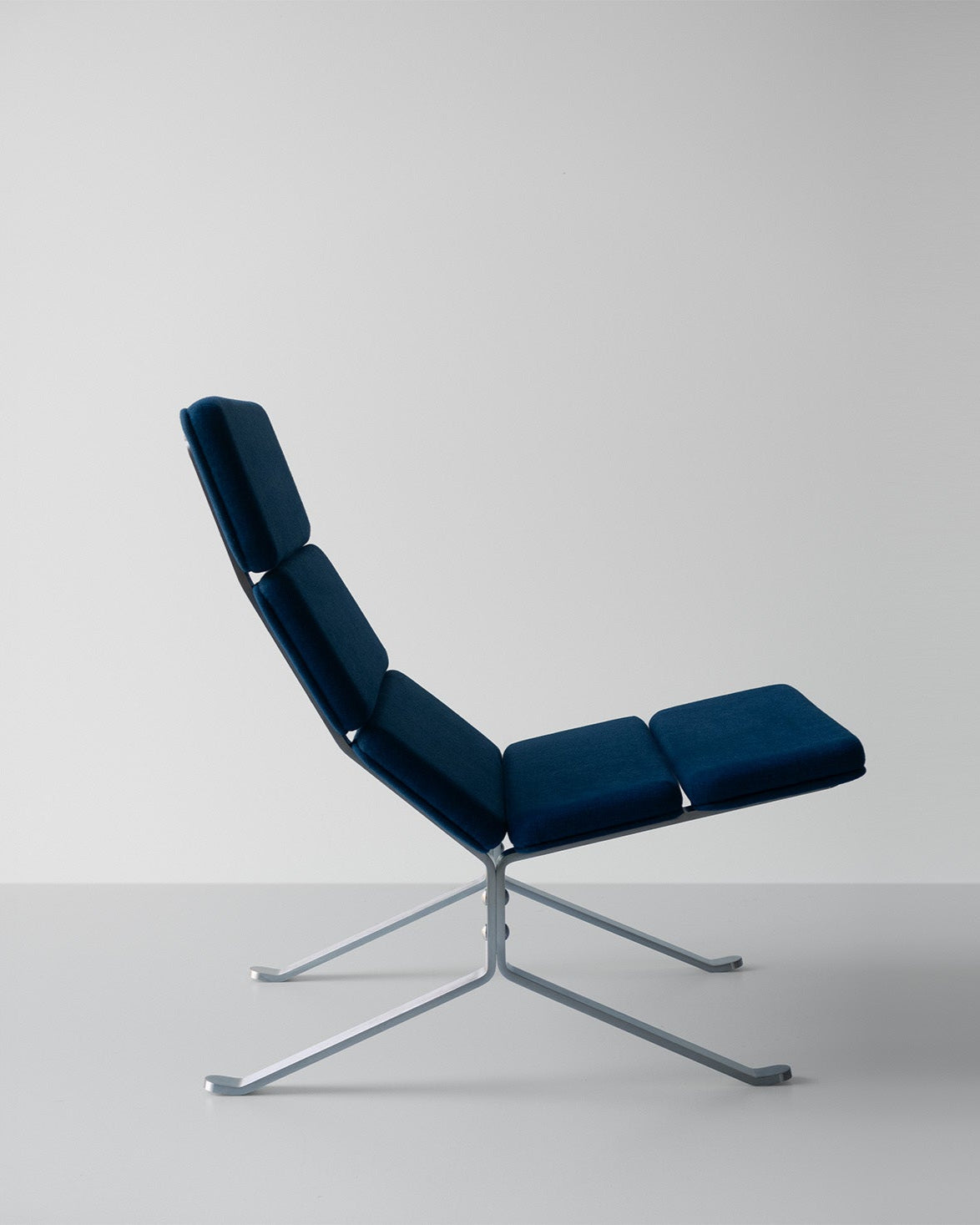 BL2 Lounge Chair