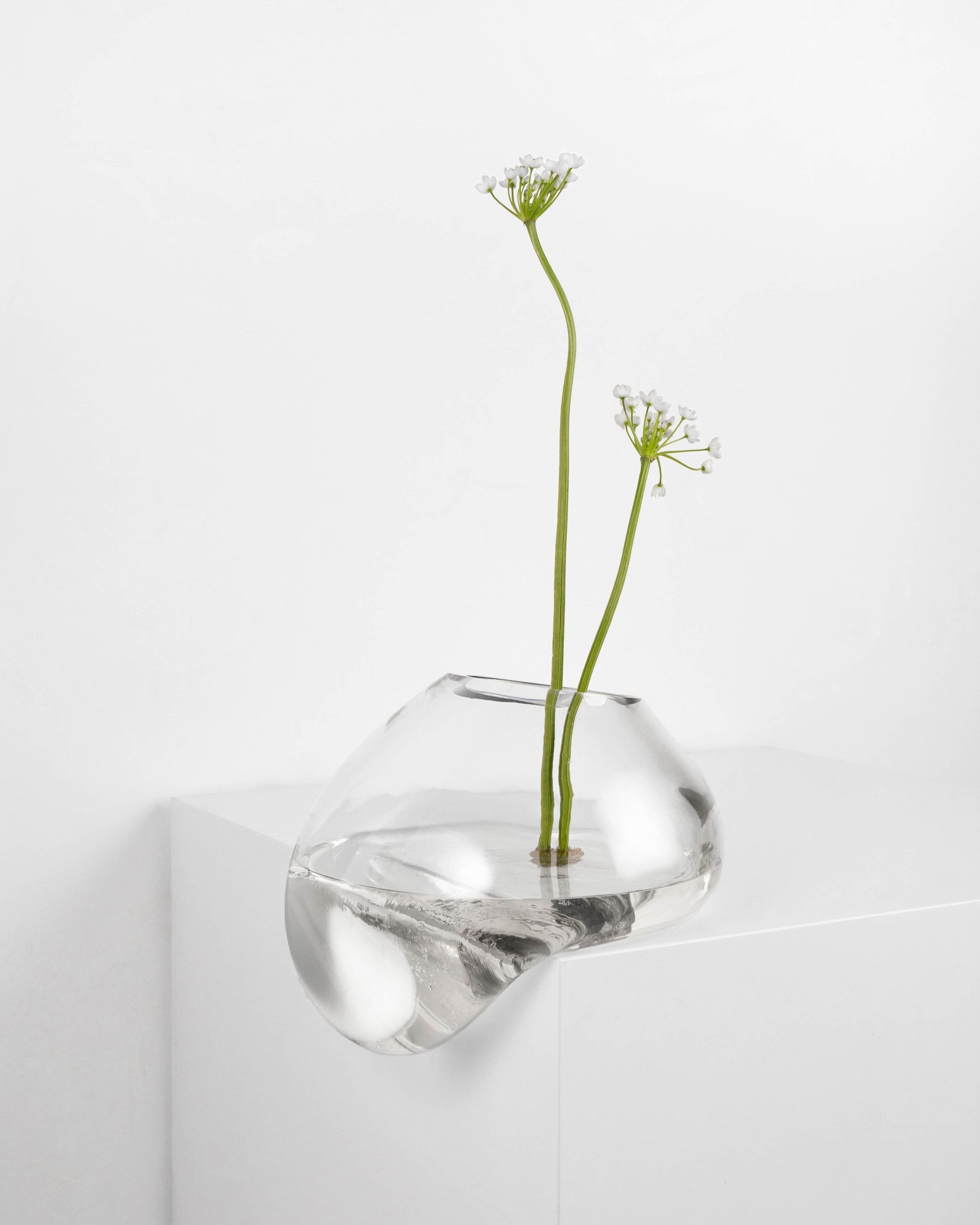 Gutta Vase CS1