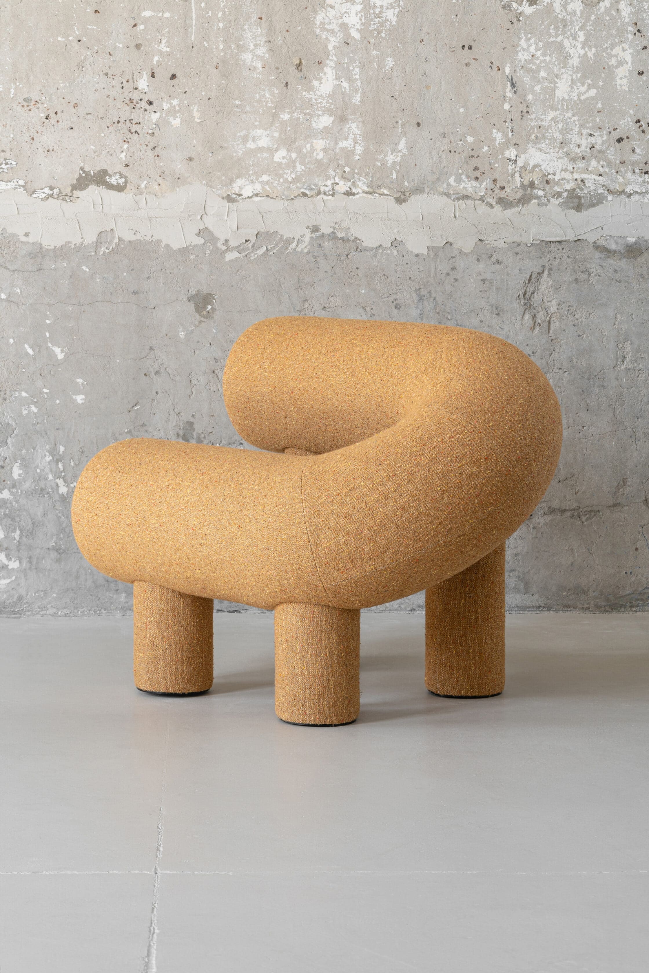 UMI Armchair