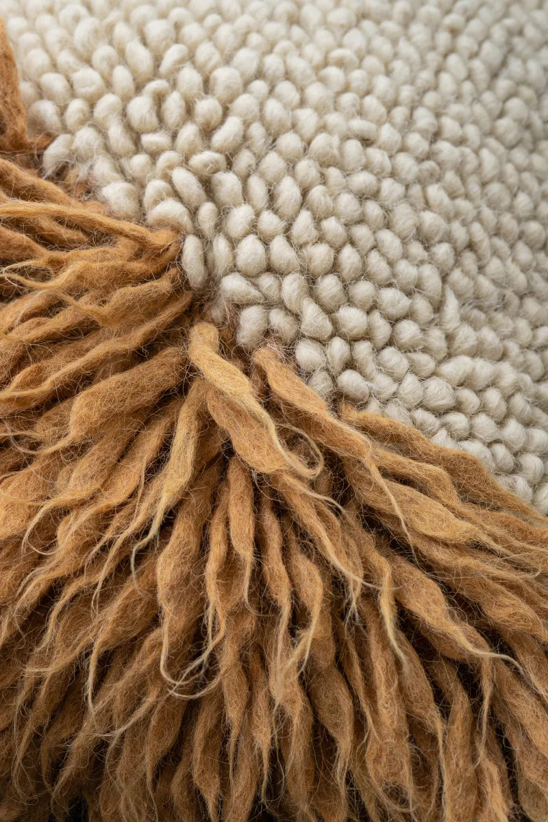 Cushion 011