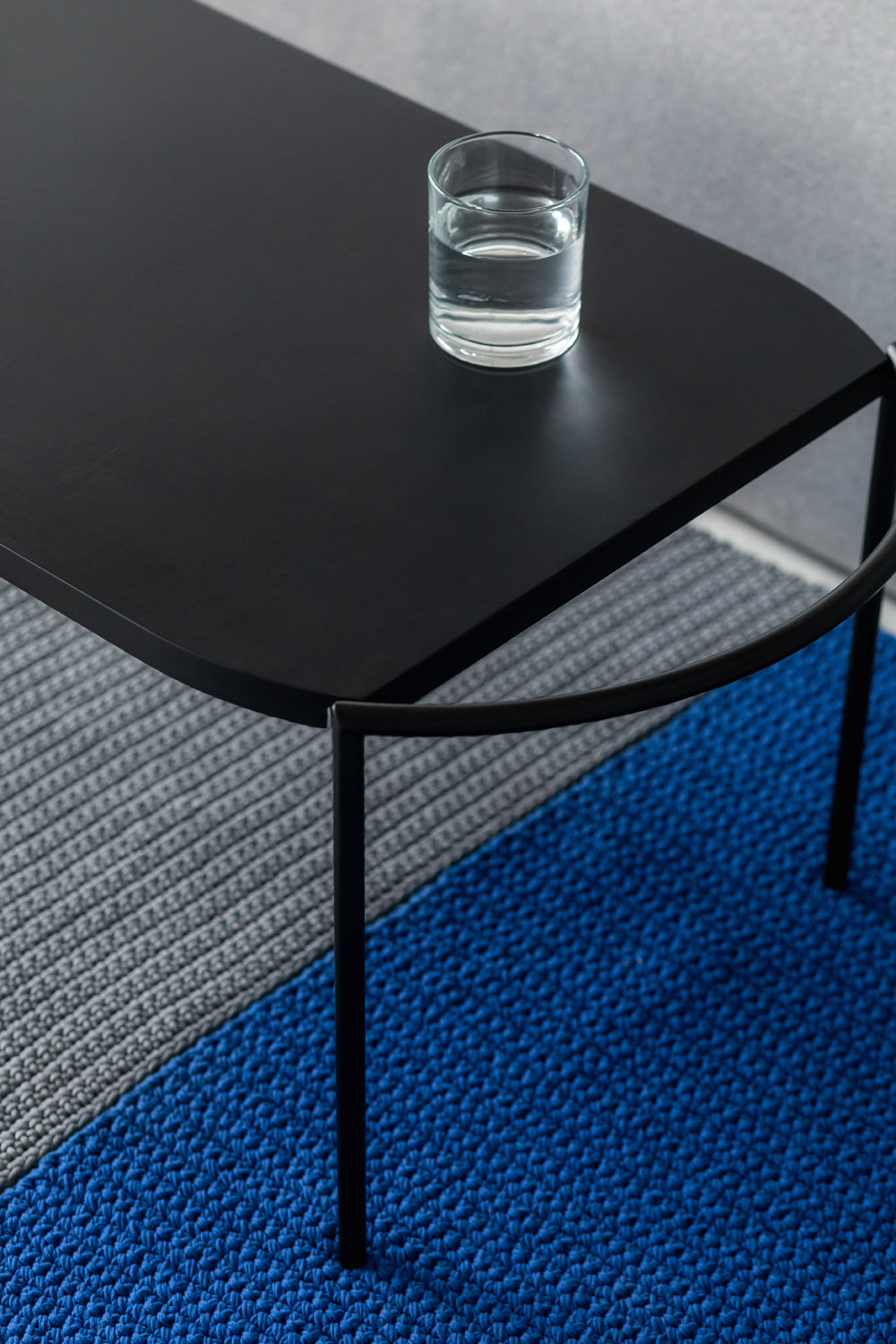 Emit M Coffee table
