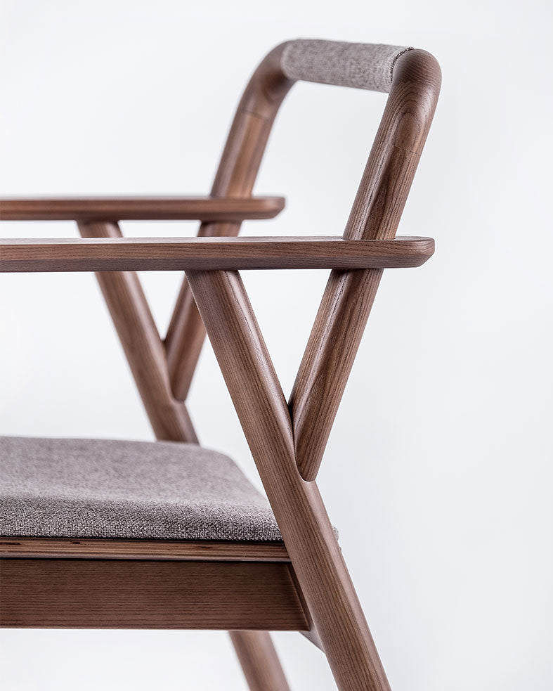 SMOOTH Chair