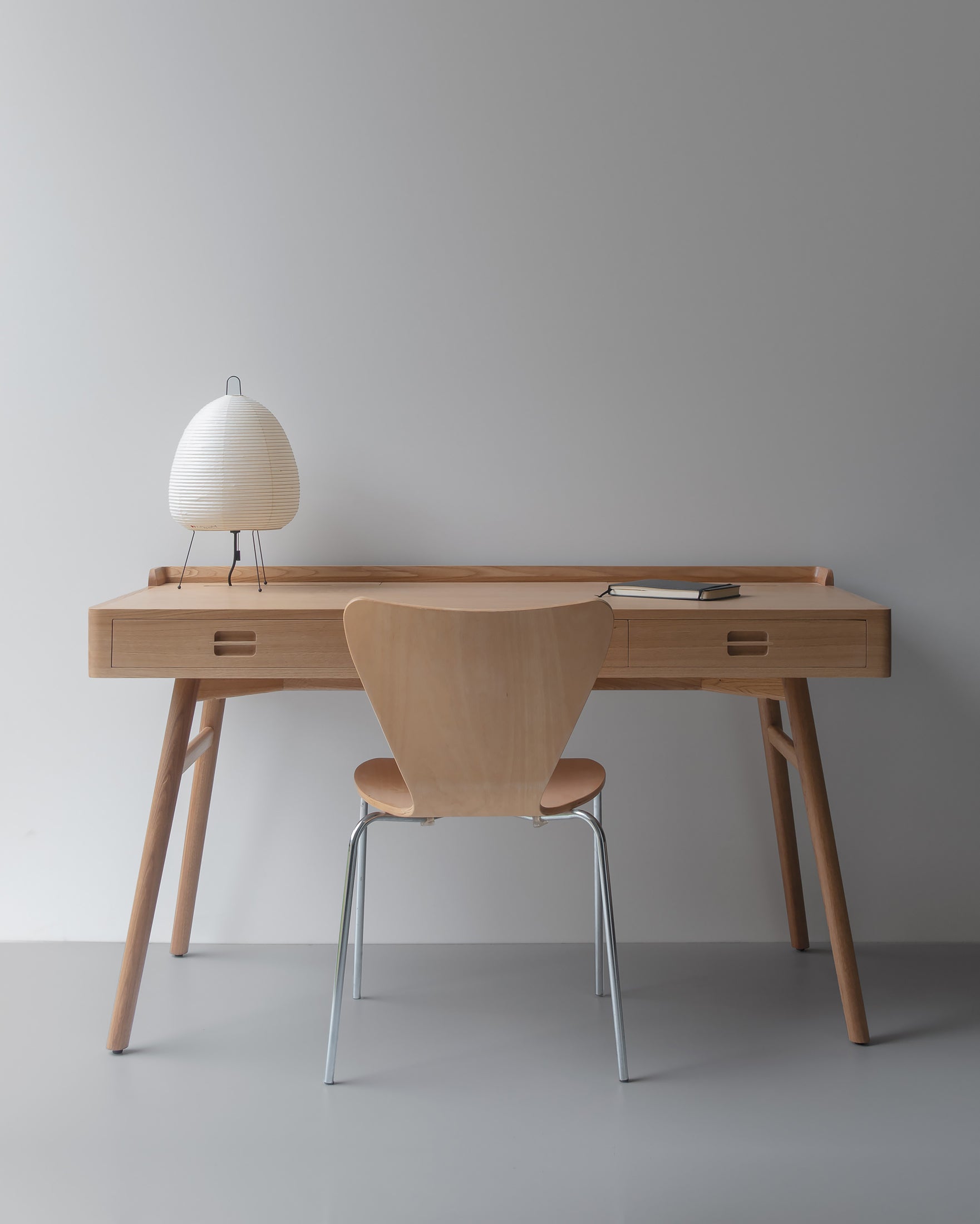 Writing Desk BD2