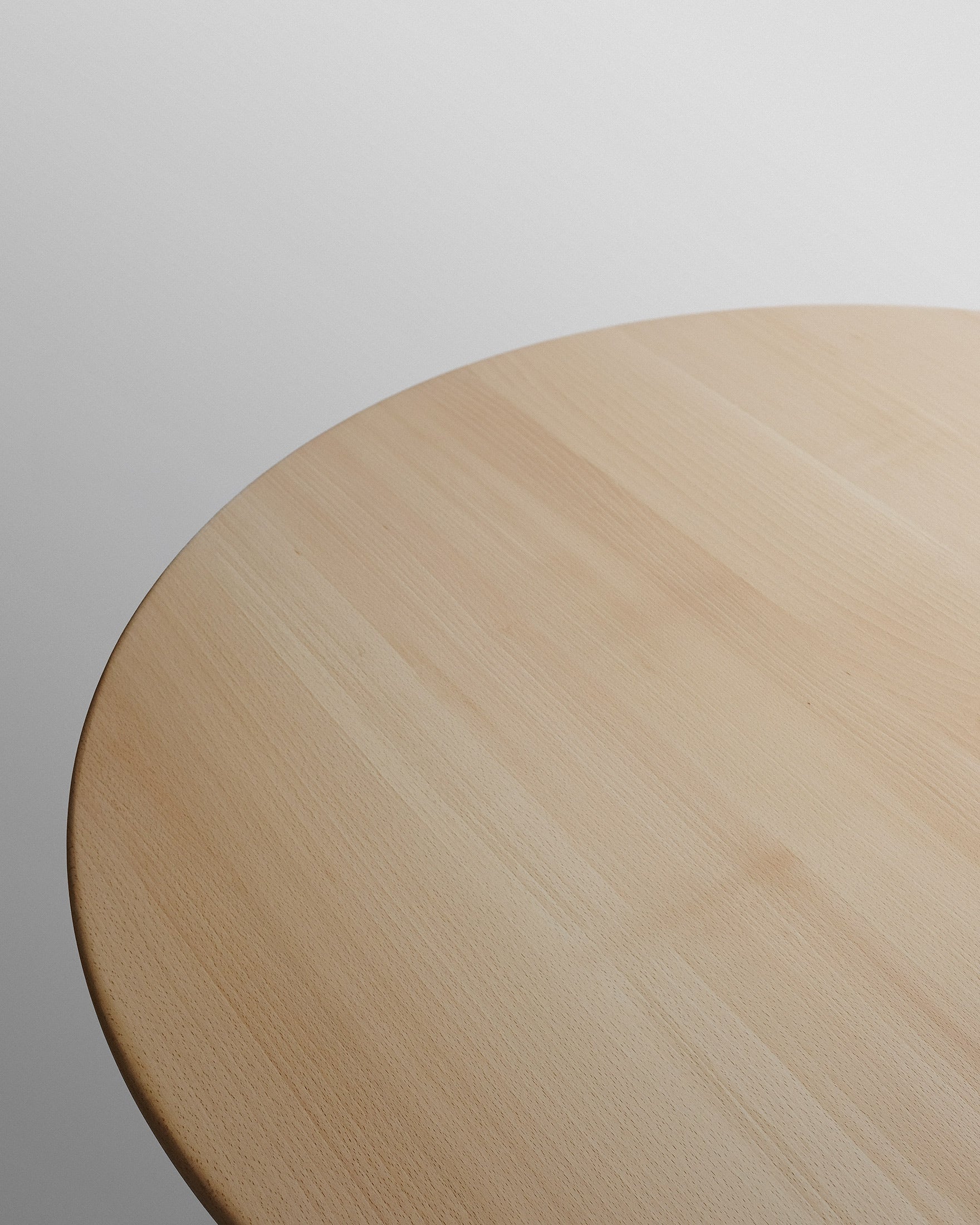 Round Dining Table BR-1