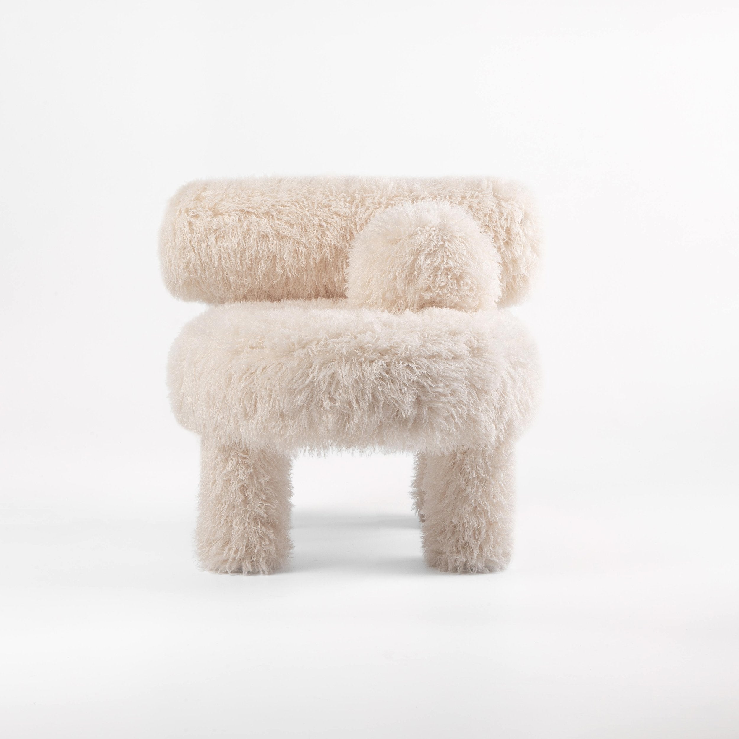 Low Chair Gropius CS1 Fluffy Edition