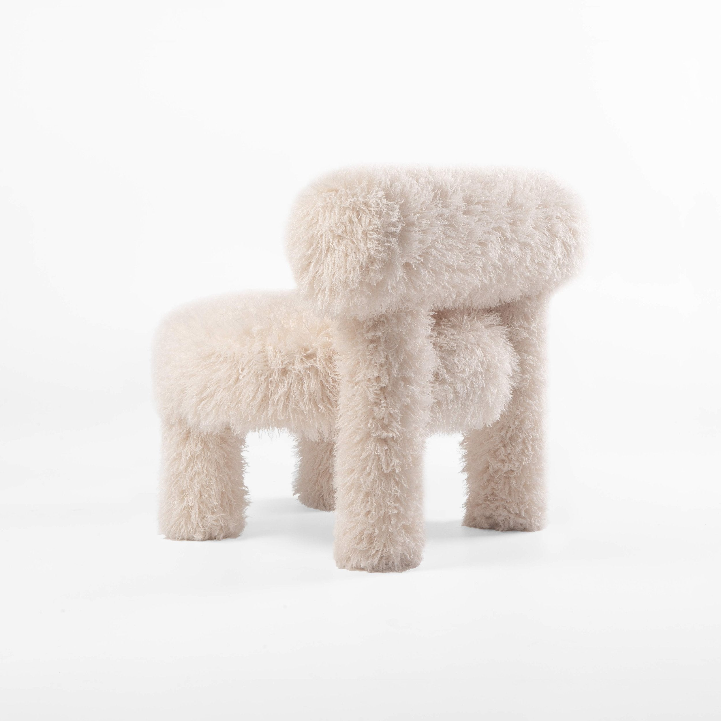 Low Chair Gropius CS1 Fluffy Edition